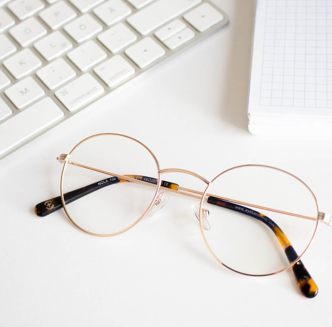 Arbeitsplatzbrille: Schone deine Augen mit der passenden PC-Brille